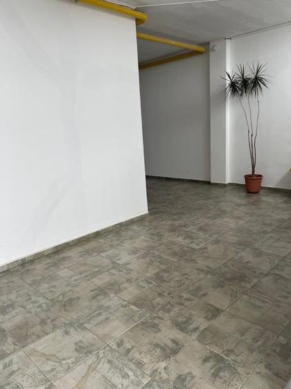 Apartament 3 camere, MIROSLAVA, str. C-tin Langa 40, LIBER!!!