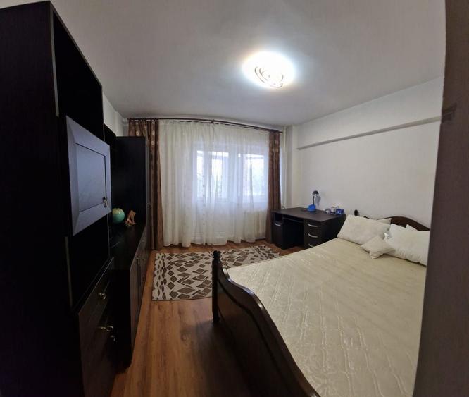 Apartament 4 camere etaj 1 vsv Mall