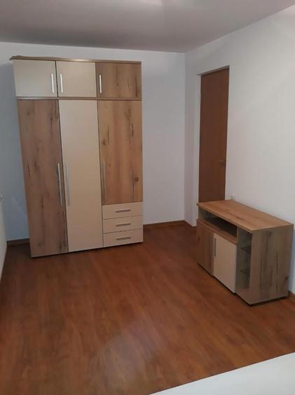 3 camere tip duplex - 2 bai - 87mp - Centrala proprie