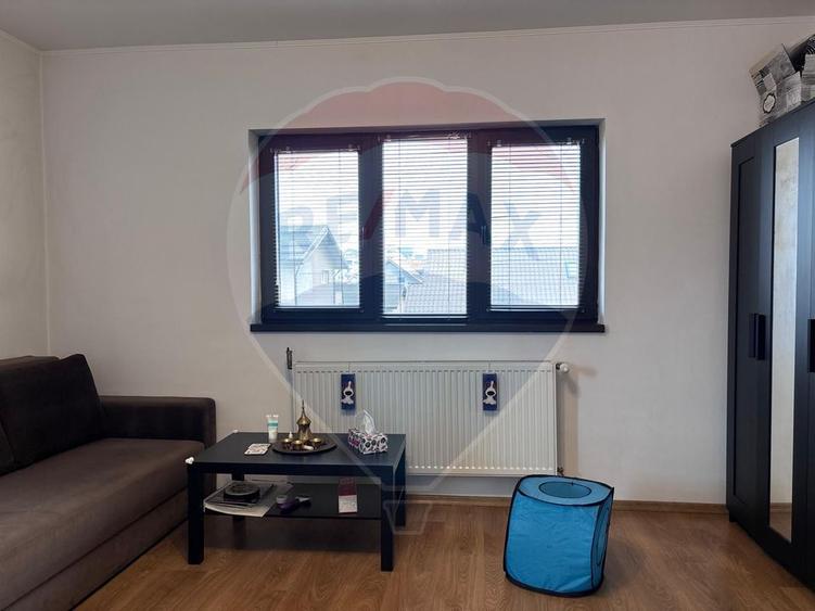 Apartament cu 2 camere de vânzare în zona Central