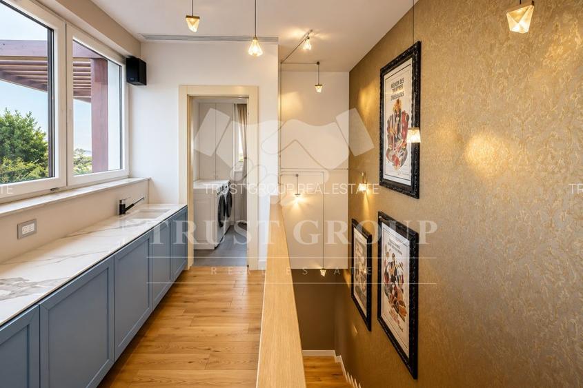 Penthouse deosebit 4 Camere Ultracentral | Terasa 115mp | 2 Locuri parcare