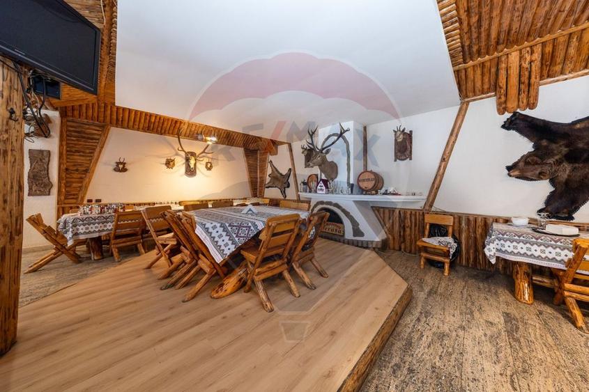 Pensiune cu restaurant, central Râșnov de inchiriat