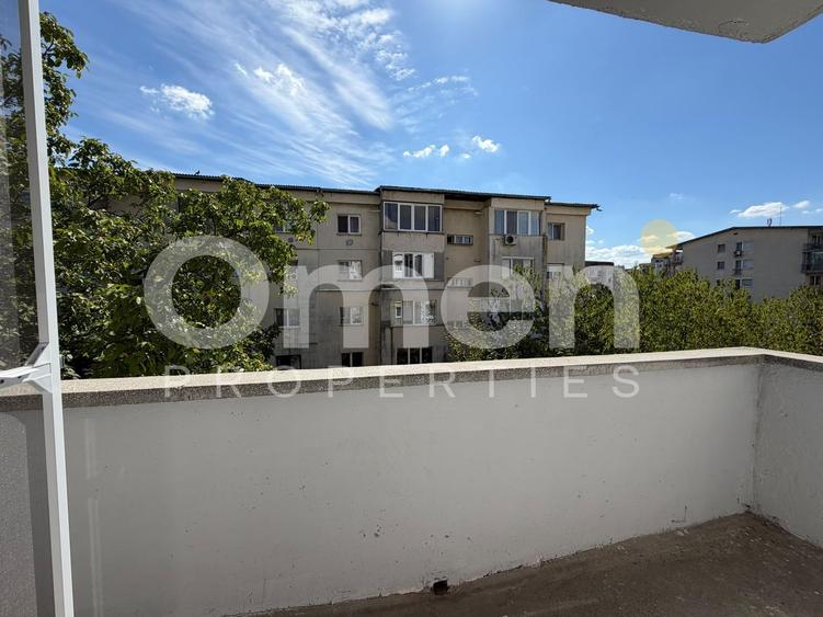 Apartament 2 camere | decomandat | etaj 3 | 2 balcoane | zona Hotel Europa