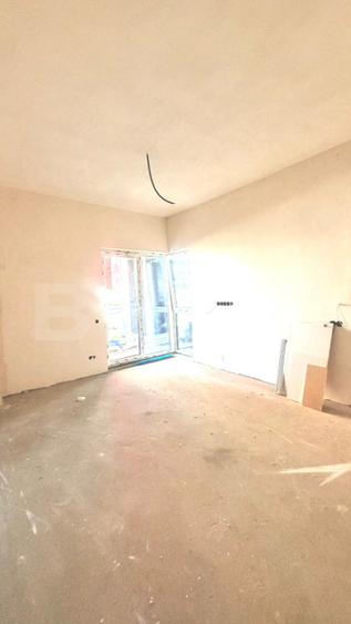Apartament cu 4 camere, semifinisat, 79 mp utili, 2 bai, parcare, zona Somesului