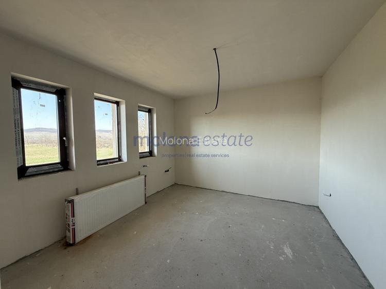 Casa individuală, 4 camere, , 470 mp teren ,Jucu - 11