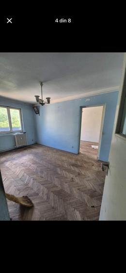 Apartament cu 2 camere, zona Podu Ros