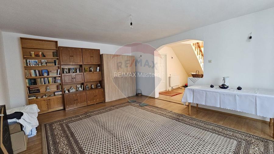 Casă / Vilă cu 5 camere în Baia-Bogata, Suceava - 50