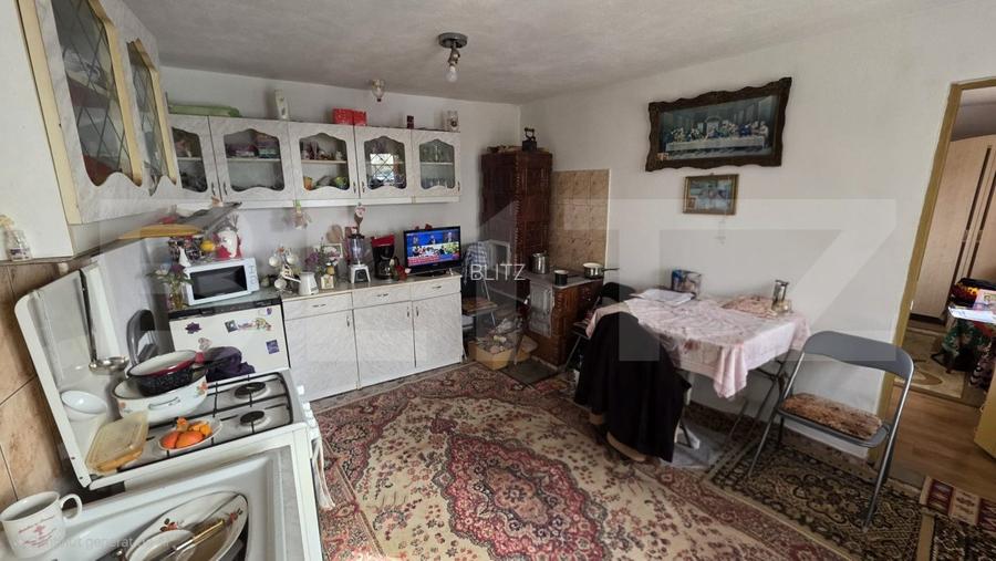 Casa de vanzare, cu 4 camere, 120 mp, teren de 700 mp, zona centrala - 16