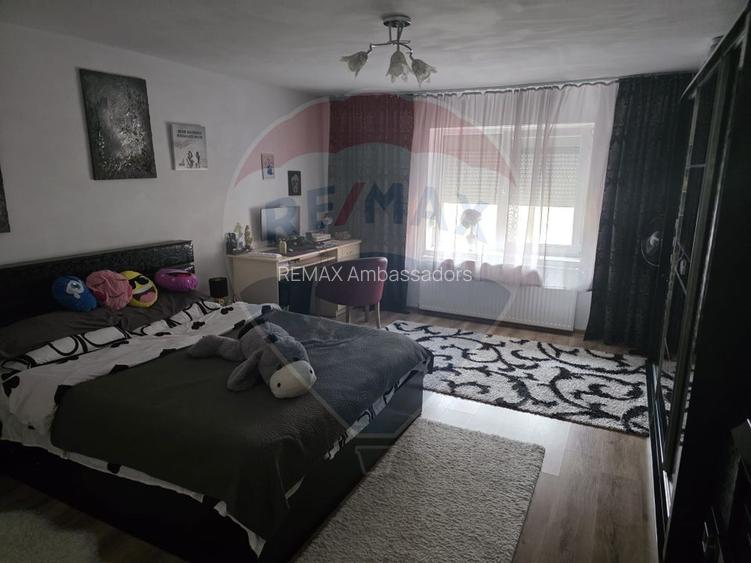 Casa de vis si afacere la cheie in  BERZASCA! - 9