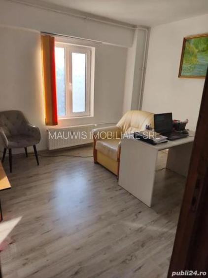 Pta Muncii / Cal Calarasi / 3 min Metrou / dec / bl 1995 / 2 bai / - 9
