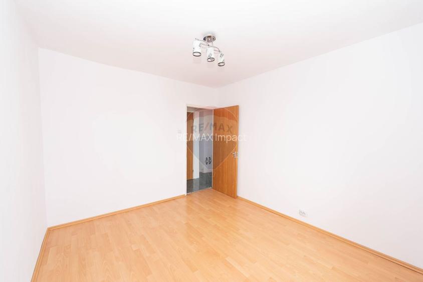 Apartament de vanzare 3 camere, 65mp, zona Crangasi, sector 6 - 10