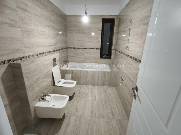 Casa individuala + Casa de oaspeti - 5+2 camere - Corbeanca, Central - 11