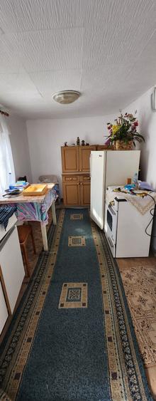 Casa demolabila, cartier Florilor, teren 464 mp, asfalt, utilitati.