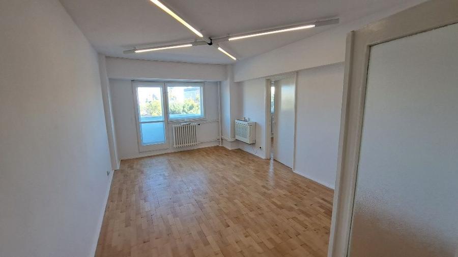 Unirii ( 3 min metrou), 4 camere de inchiriat, 2/8, nemobilat