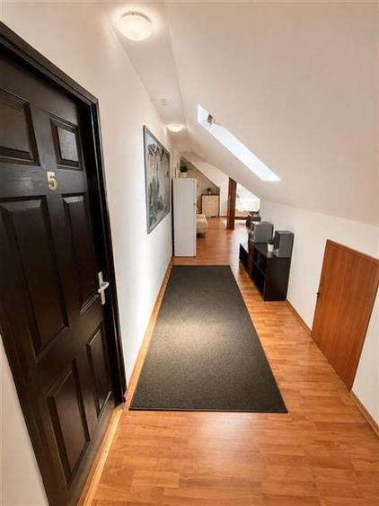 Cladire comerciala reprezentativa, 670 mp, vizibilitate, parcare proprie, vitrin