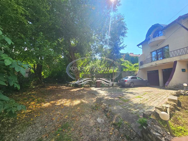 Zona Sigma - casa cu 6 parcari si gradina - 6