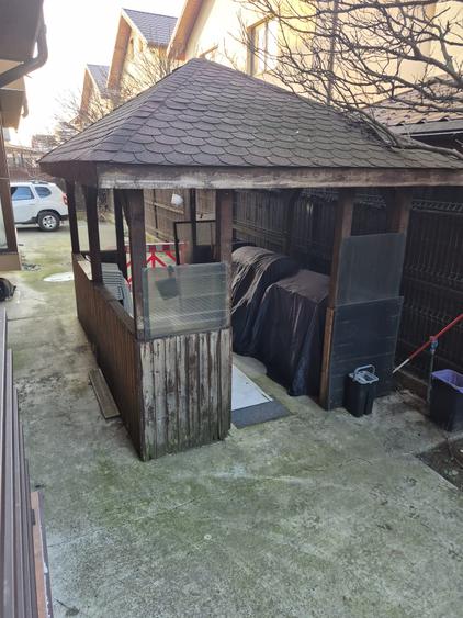 Apartament 2 camere decomandat | Bucătărie închisă mobilată | Parcare inclusă |