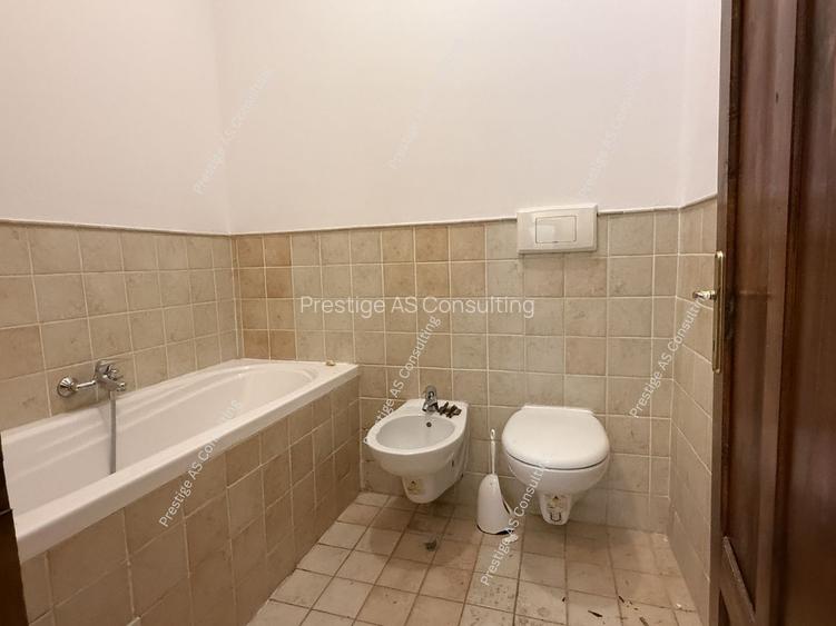 Apartament Patrimonial 150 mp | Balcon cu vedere directa spre Piata Victoriei - 18