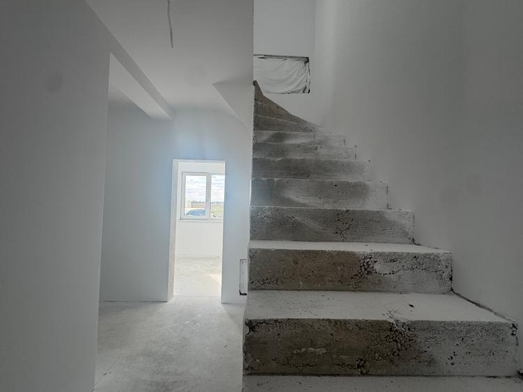 COMISION 0% | Casa cu panouri solare de 3,5 kw, în Mosnita Nouă