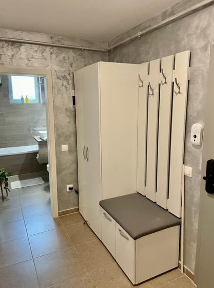 Apartament 2 camere decomandat+parcare, BRASOV