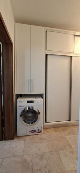 Apartament mobilat si utilat cu 2 locuri de parcare