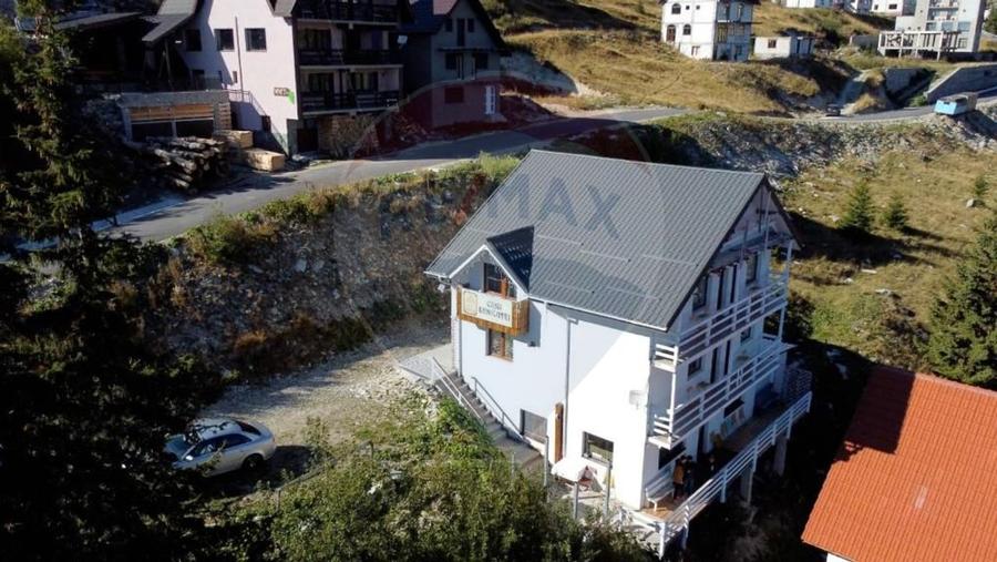 Cabană/Pensiune exclusivistă în Rânca