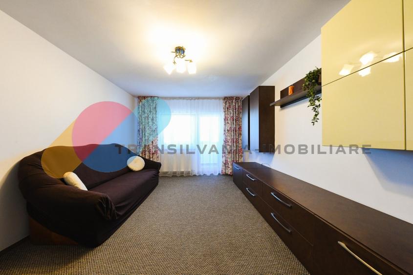 Apartament modern 3 dormitoare + living si parcare