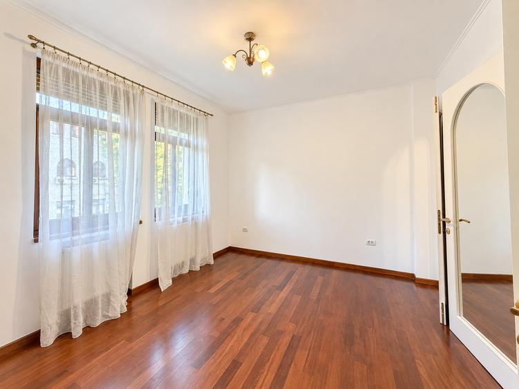 O adresă de colecție | Apartament în vilă