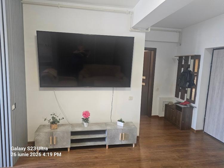 Închiriere 2 camere cu sau fără loc de parcare