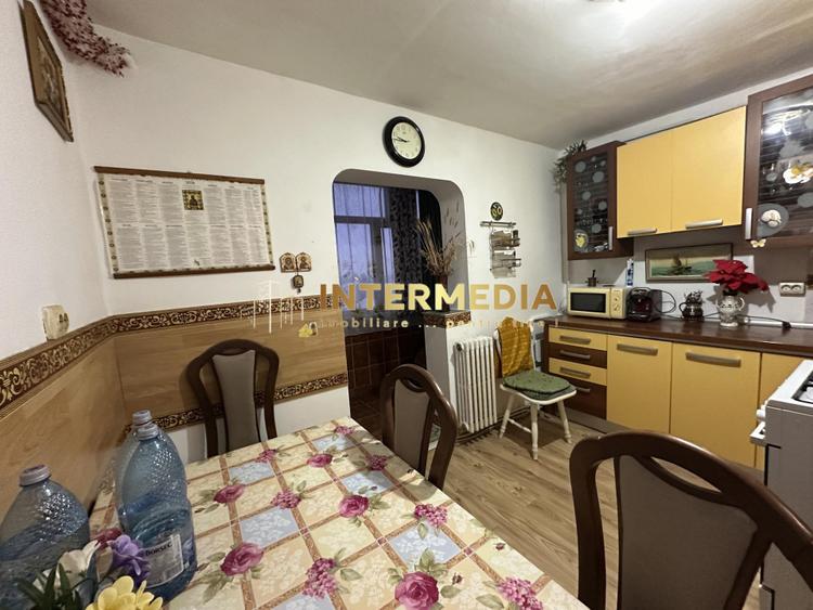 Apartament 3 camere | 68 mp | 2 Bai | Balcon | Pivnita | CETATE Mercur | Mobilat