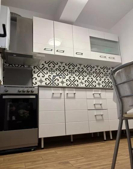 2 camere decomandat | Centrală proprie | Etaj 1 | Colosseum