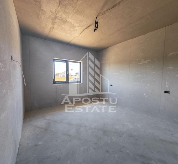 Duplex de vanzare cu 3 camere si 2 bai, Sag, Timis
