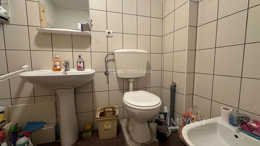 Imobil cu 5 apartamente separate, ideal pentru investitie - zona UMF! - 27