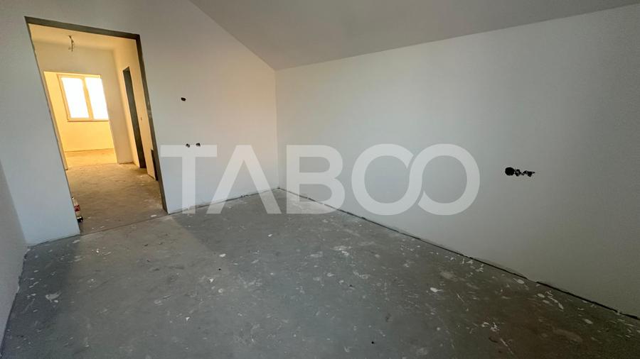 Casa 4 camere de tip duplex 140 mpu 2 bai zona Veterani in Sibiu