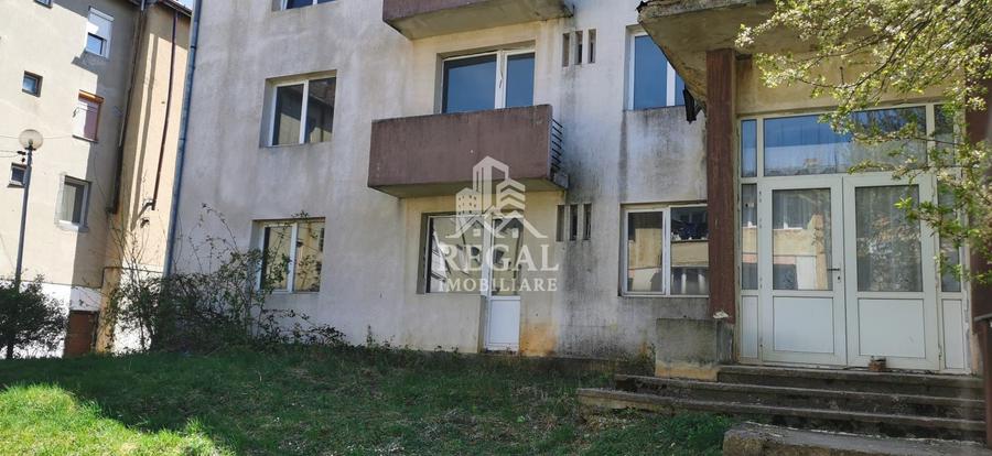 Apartament de vânzare în Ghelari – parter, ideal pentru renovare