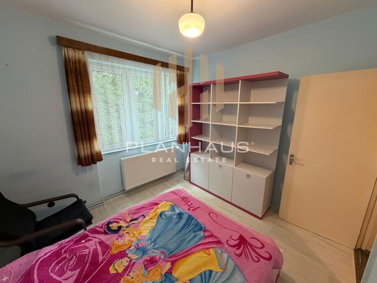 Apartament 4 camere de vânzare 75 mp utili Etaj 3 Zona Spital TBC