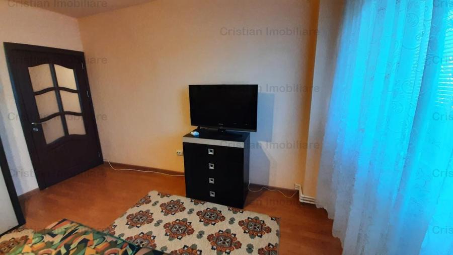 Ultracentral 2 cam Mobilat si Utilat Bloc cu lift Independentei