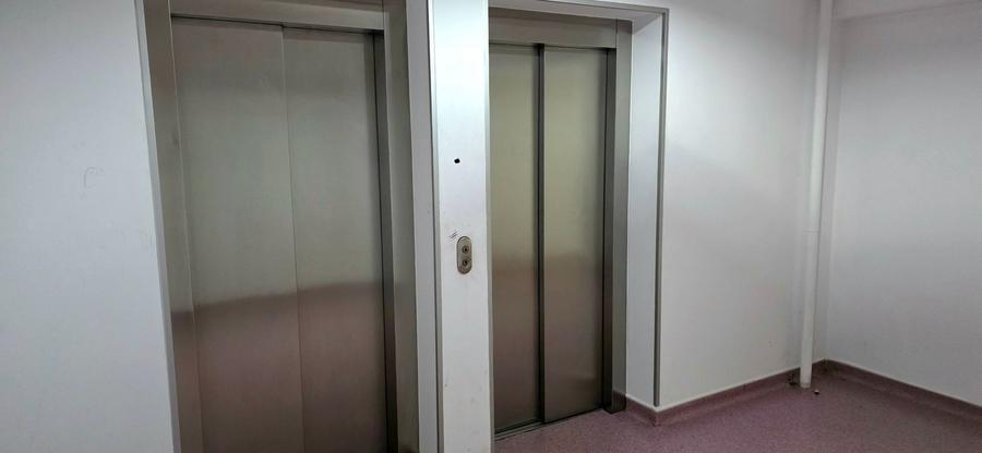 Apartament 2 camere de închiriat – Vitan Rin Grand Hotel 38 mp