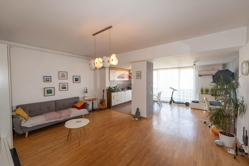 Apartament cu 2 camere de vanzare zona 1 Decembrie 1918 strada Fetesti