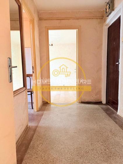 Apartament cu 3 camere/ 67mp Etajul 2/ zona Podu de Piatra