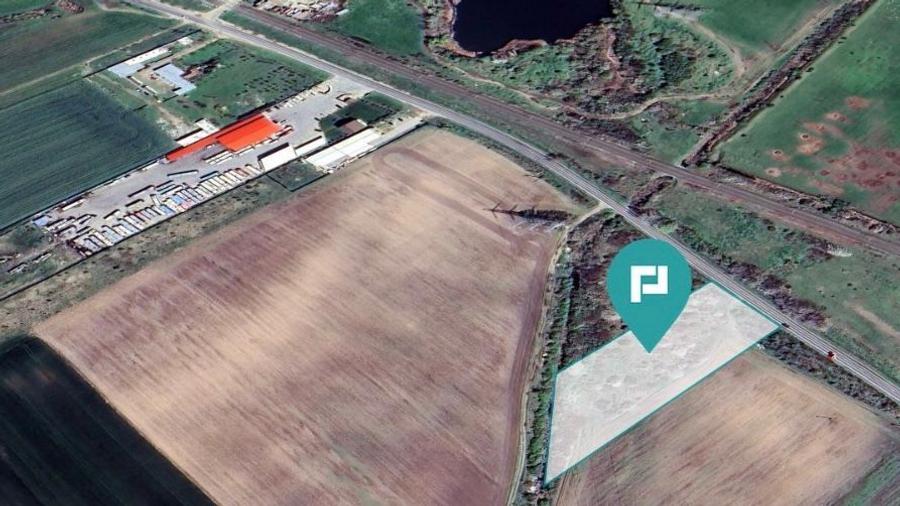 Teren extravilan 10.000 mp – PUZ în curs