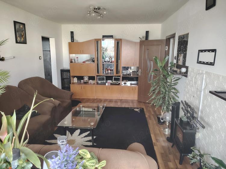 Apartament 2 camere mobilat, zona Astra