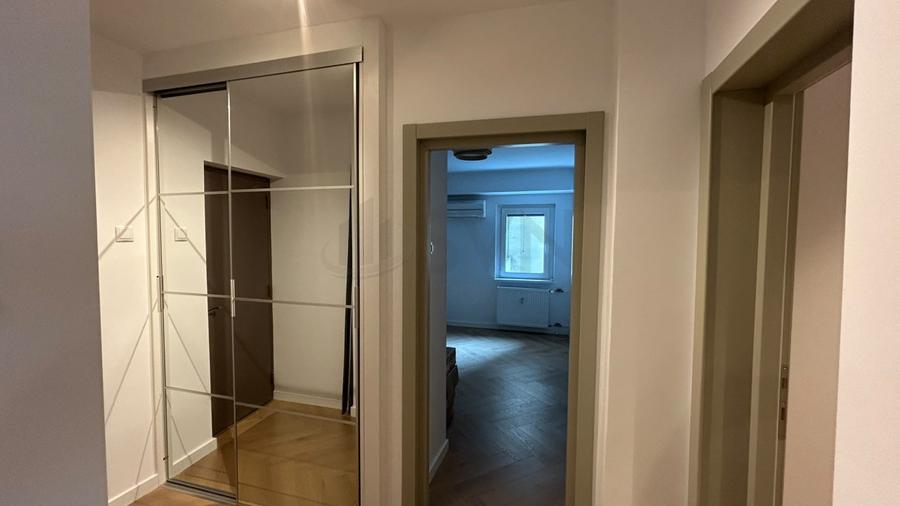 REA0100869 Apartament 3 camere I Victoriei