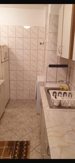 Apartament 3 Camere,Tineretului,Metrou,Parc,et.4/10,DECOMANDAT,Amenajat,mobilat