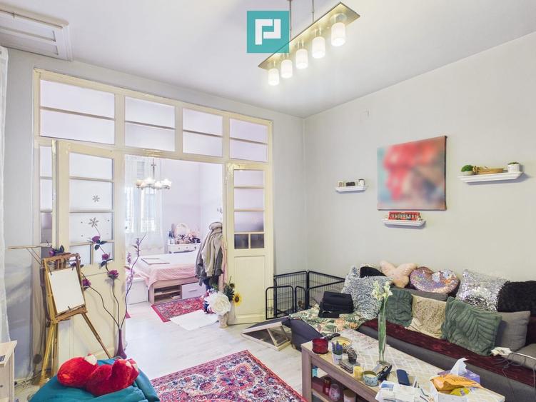Apartament cu 2 camere, la casă, zona Drăgășani