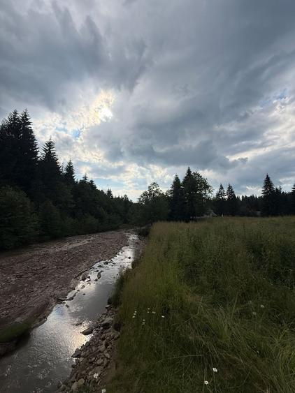 PARCELE DE VÂNZARE, pe malul râului BÂSCA, COMANDAU, COVASNA