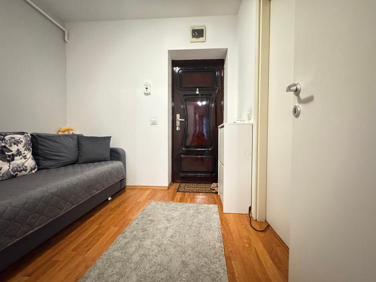 De vanzare - Studio 40mp + boxa + loc de parcare - centrala proprie - Giulesti