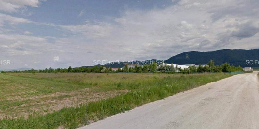 Lot de teren cu front mare la ambele capete in zona Metro Ghimbav - 3