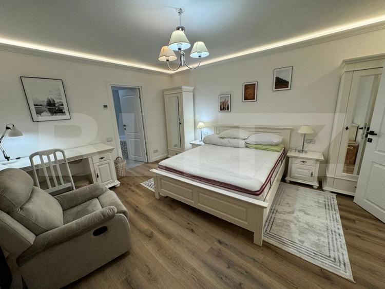 Casa individuala de vanzare, cu 3 camere, 100 mp, zona Gruia