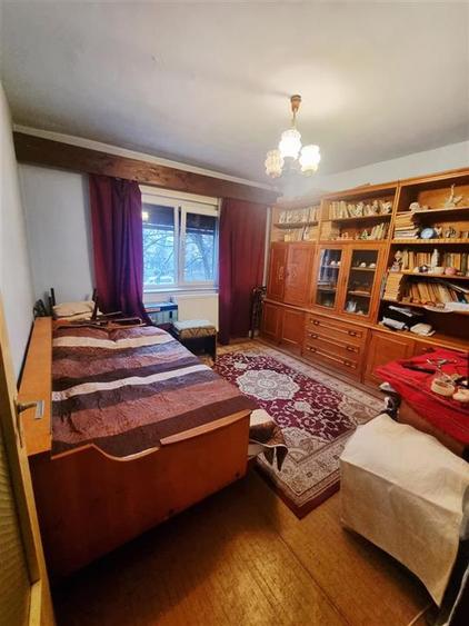 RECO Apartament de vanzare 3 camere in Calea Aradului